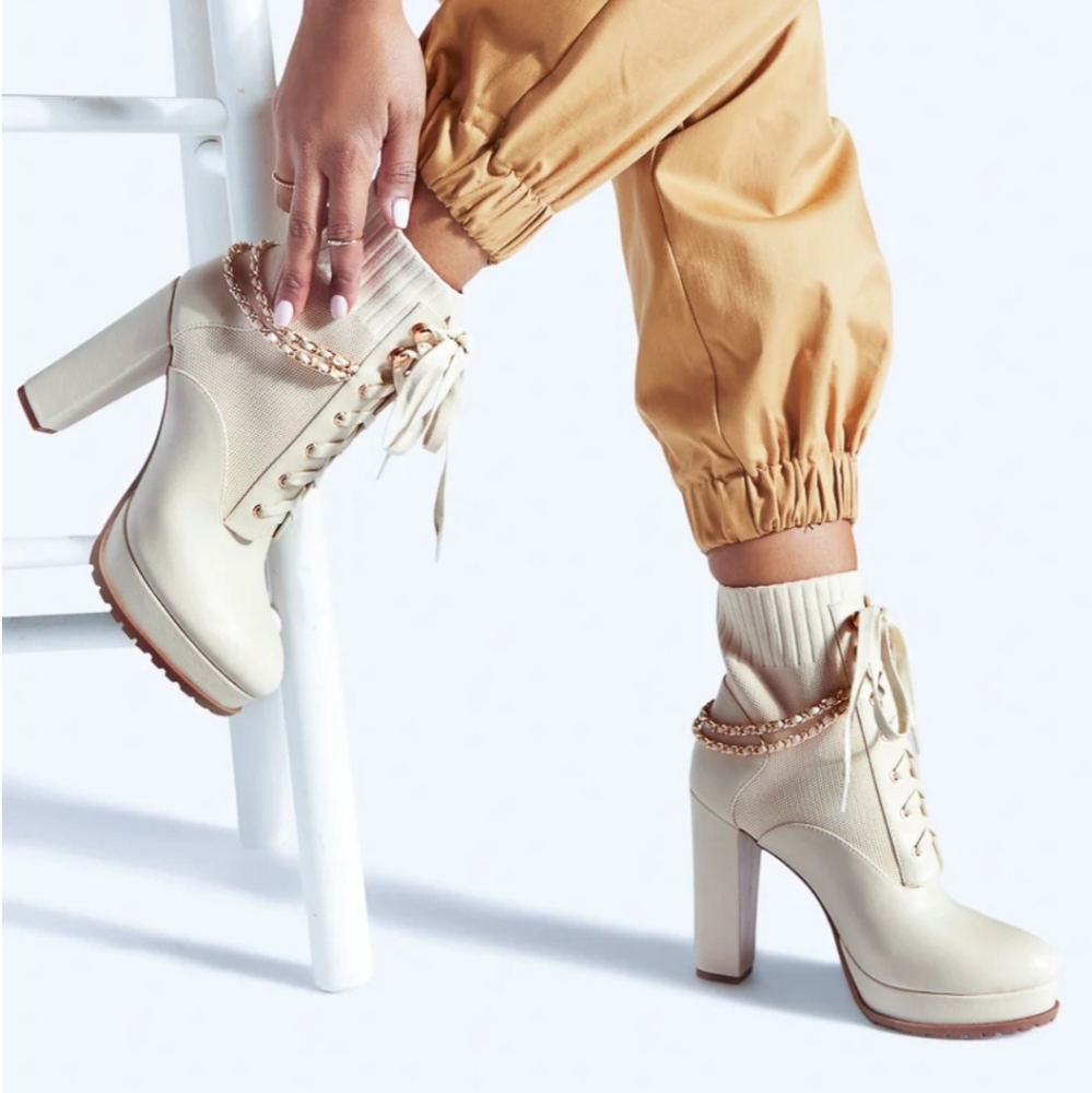 🌟 NEW 🌟 Booties